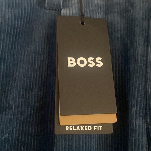 Hugo boss blue relaxed fit corduroy pants. Slight taper, stitched cuff at ankle - Picture 2 of 5